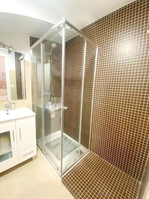 Apartamento En Calle Regla Sanz Seville Exterior photo